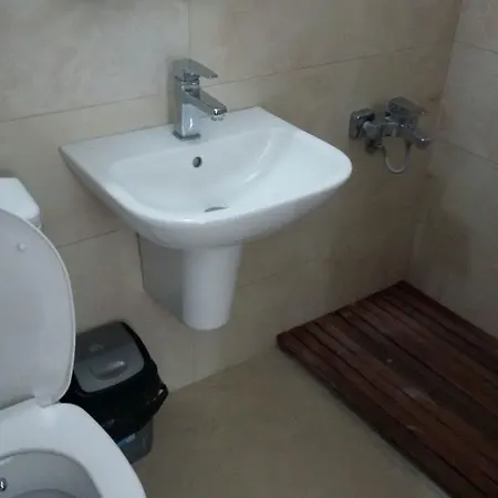 Cagyigit Panzió *